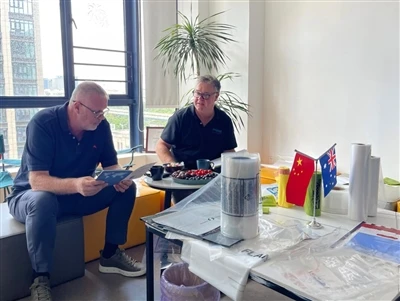 Velkomnir ástralskir viðskiptavinir til að heimsækja og hafa samskipti um sam...